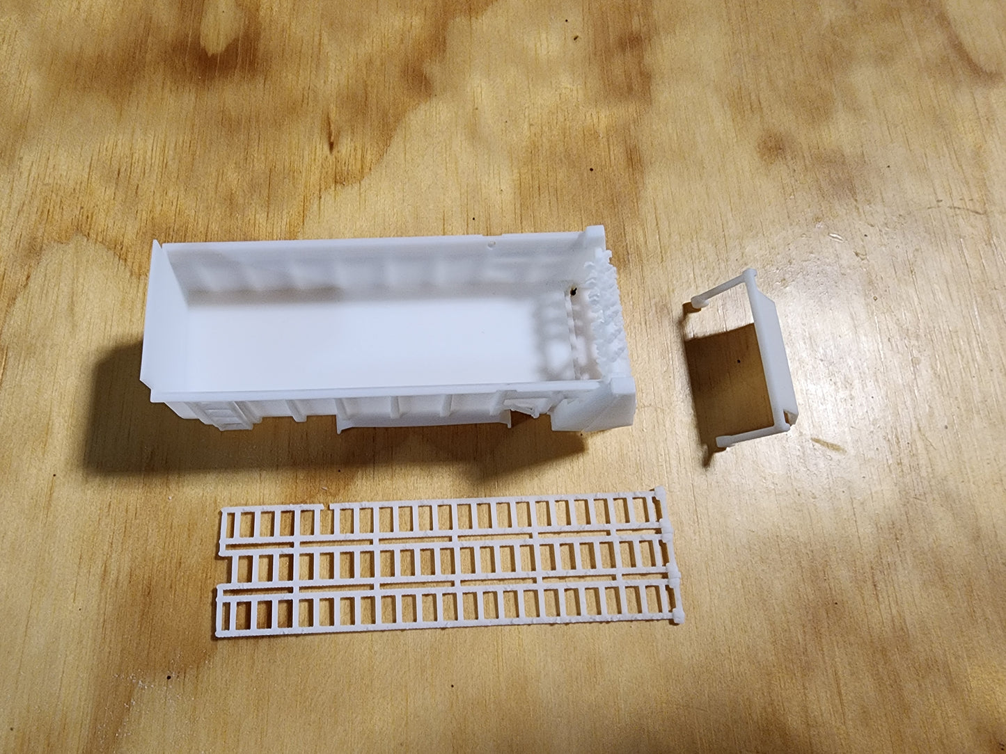 Manure spreader- Horizontal beaters, 18ft