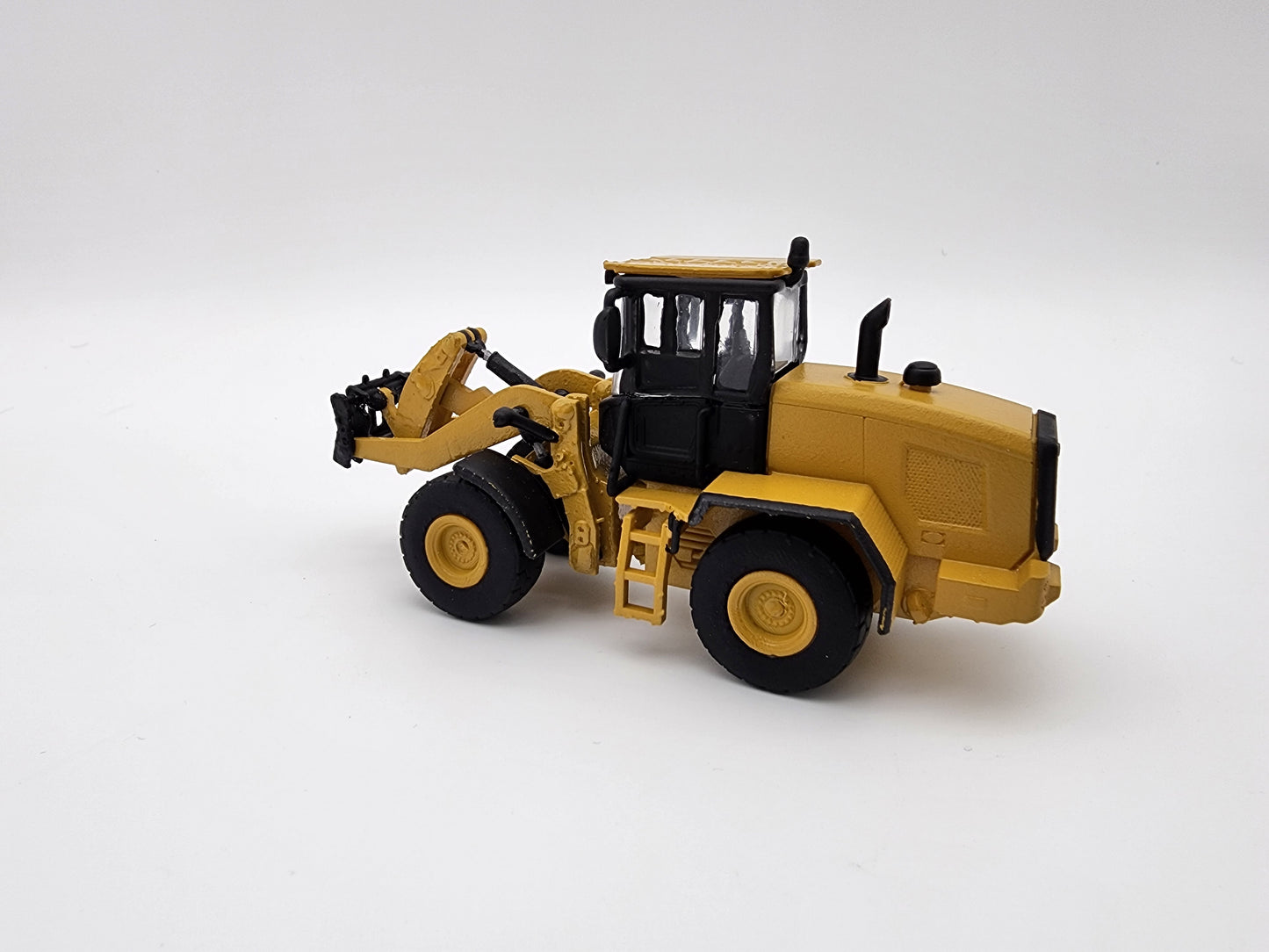 Loader, small frame, large model, standard reach