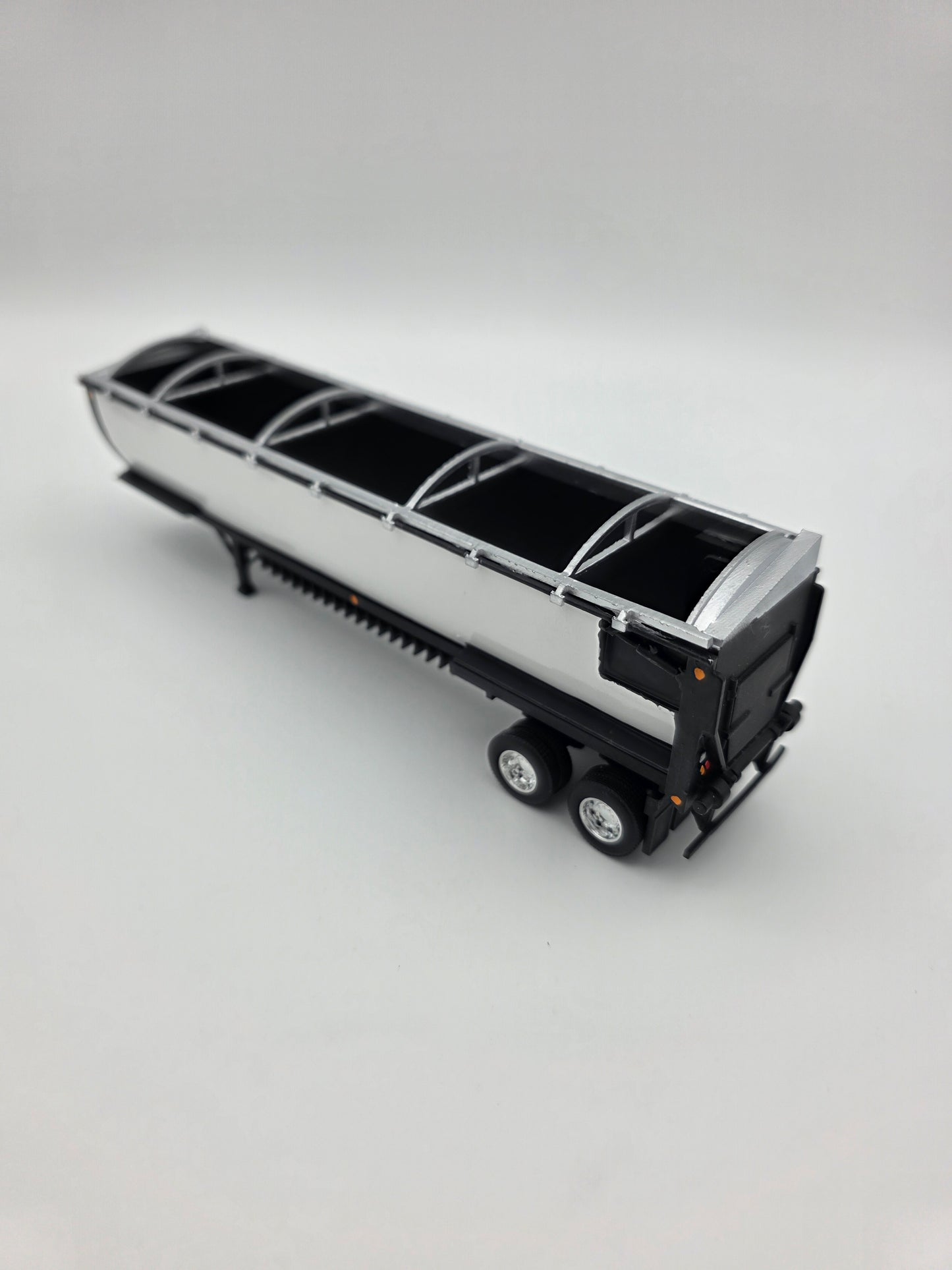 Aulick Aultimate belt trailer, 42ft, curved side