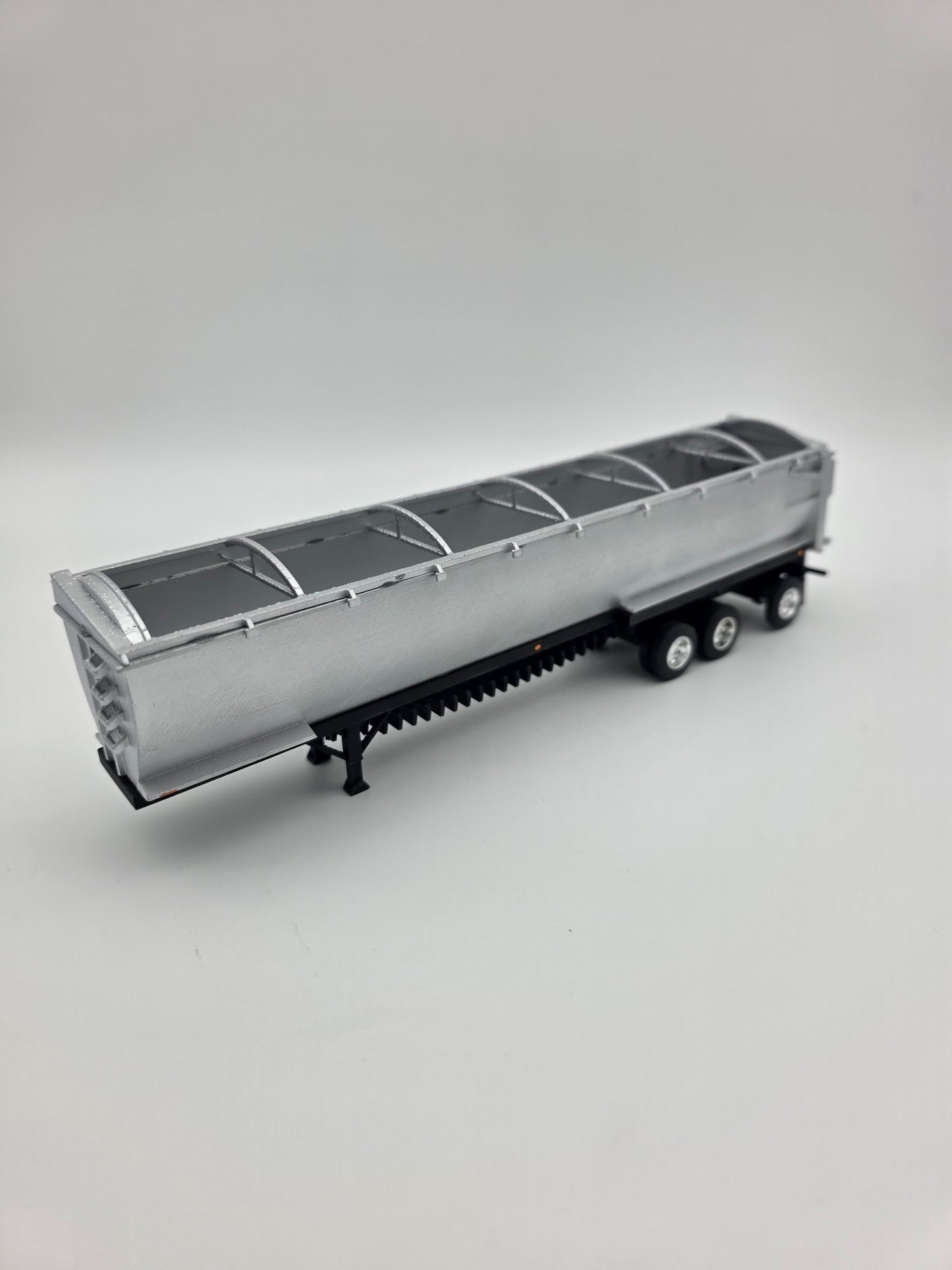 Aulick Aultimate belt trailer, 48ft, curved side