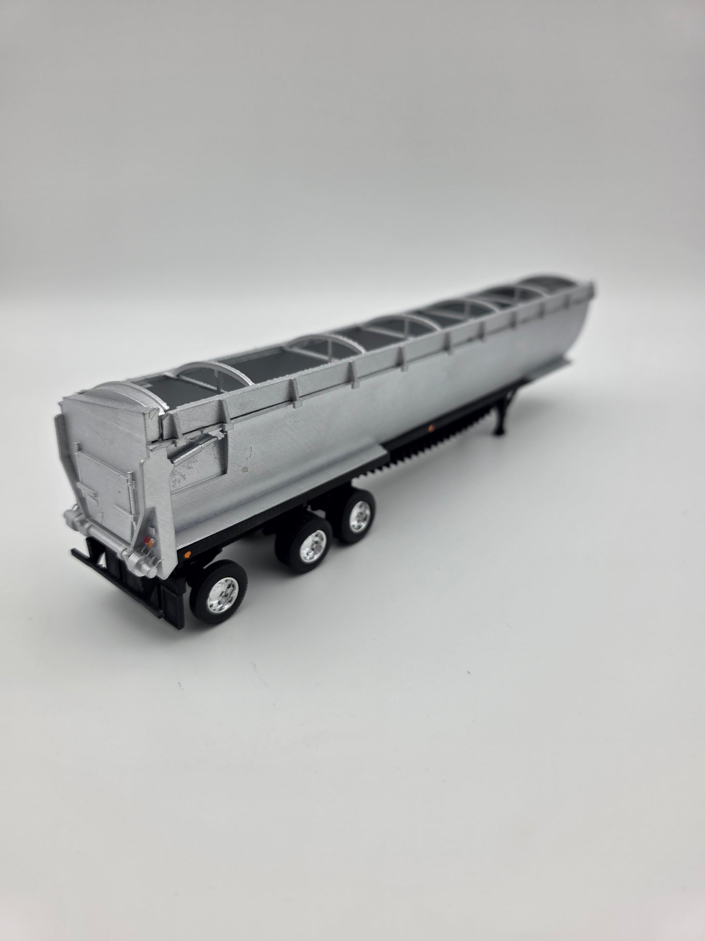 Aulick Aultimate belt trailer, 48ft, curved side