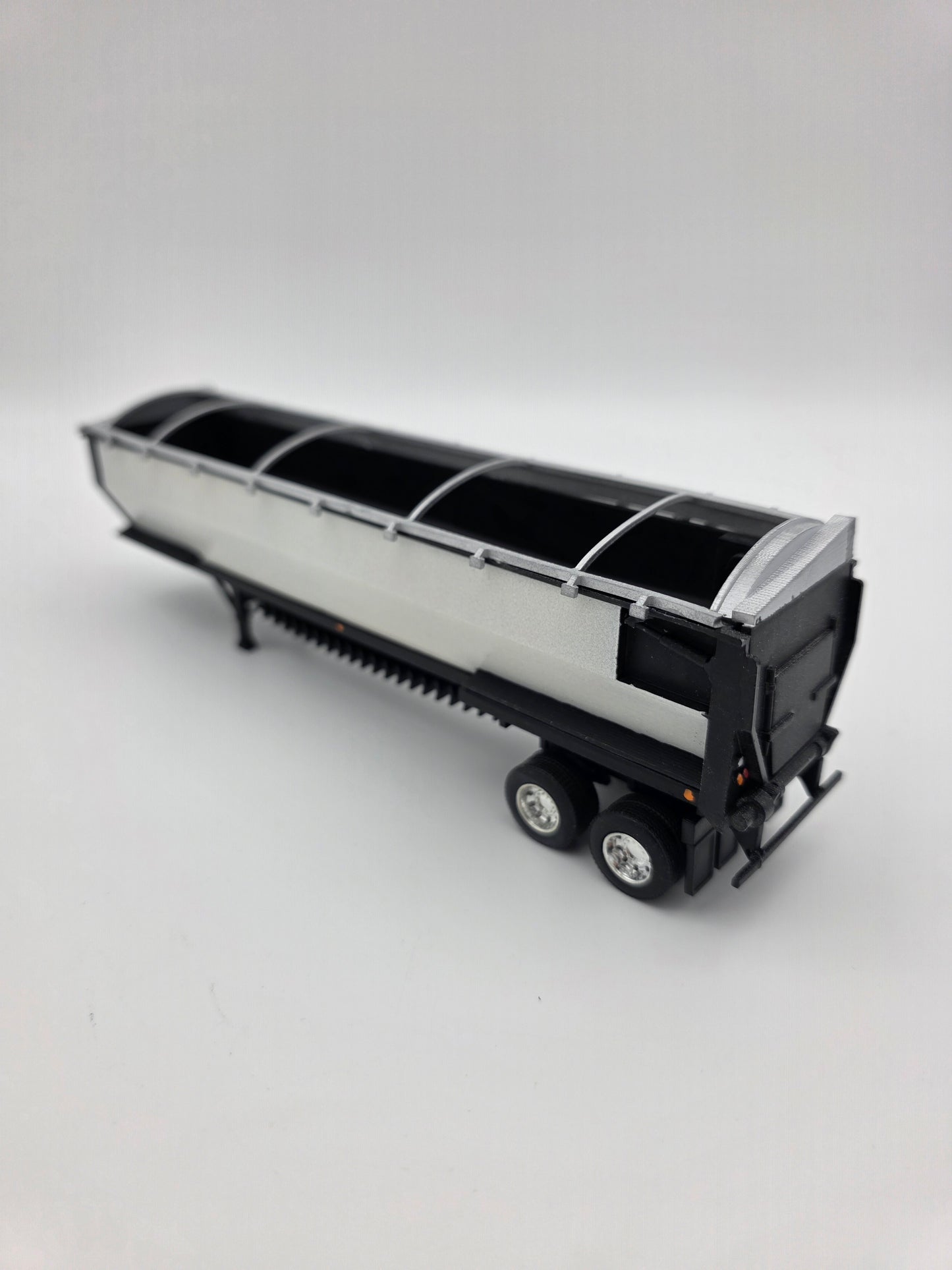 Aulick Aultimate belt trailer, 42ft, angled side