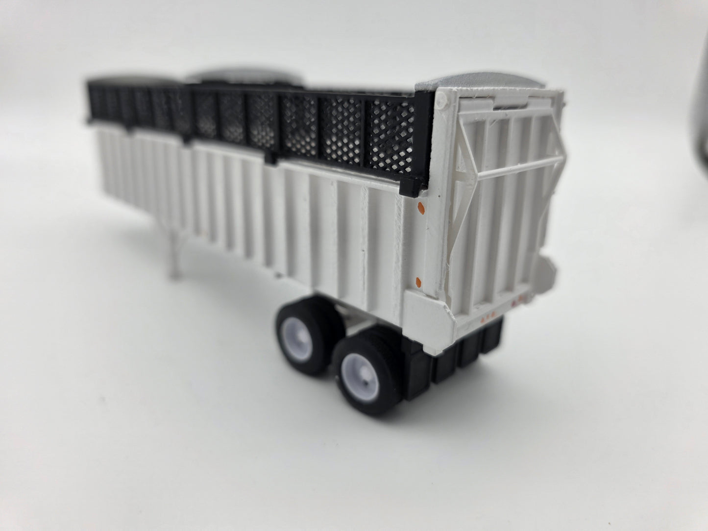 JBS/Artex 34ft chain floor trailer