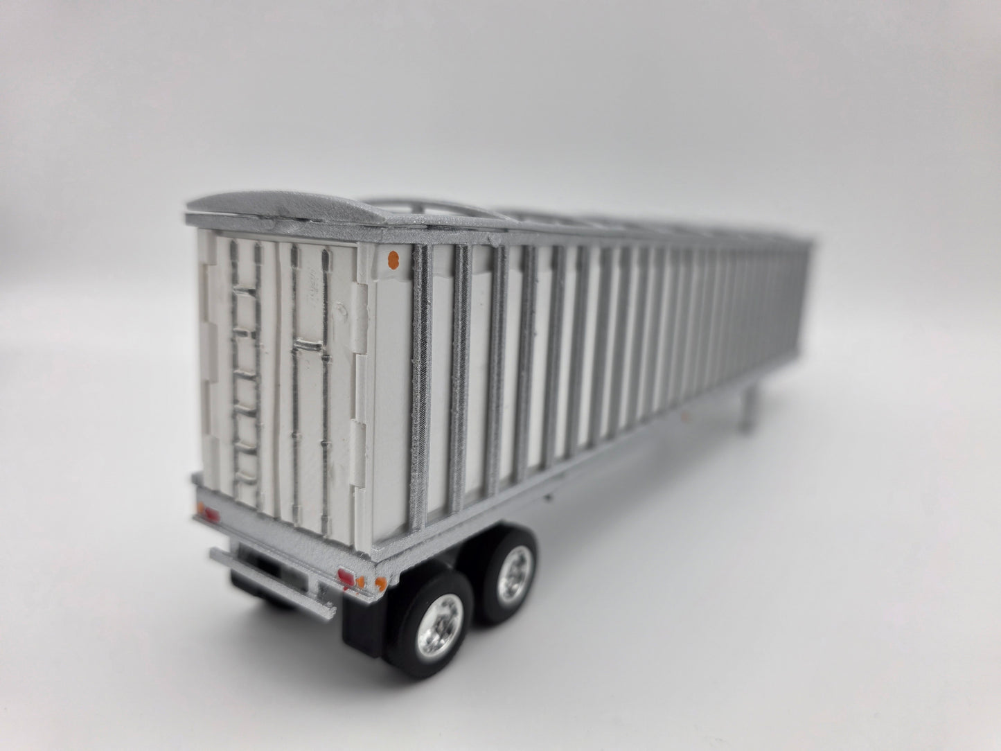 Shuffle floor trailer, 53ft tandem axle, stakeside