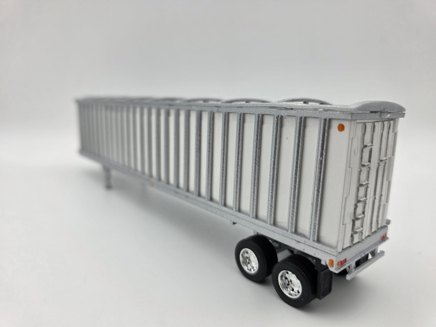 Shuffle floor trailer, 53ft tandem axle, stakeside