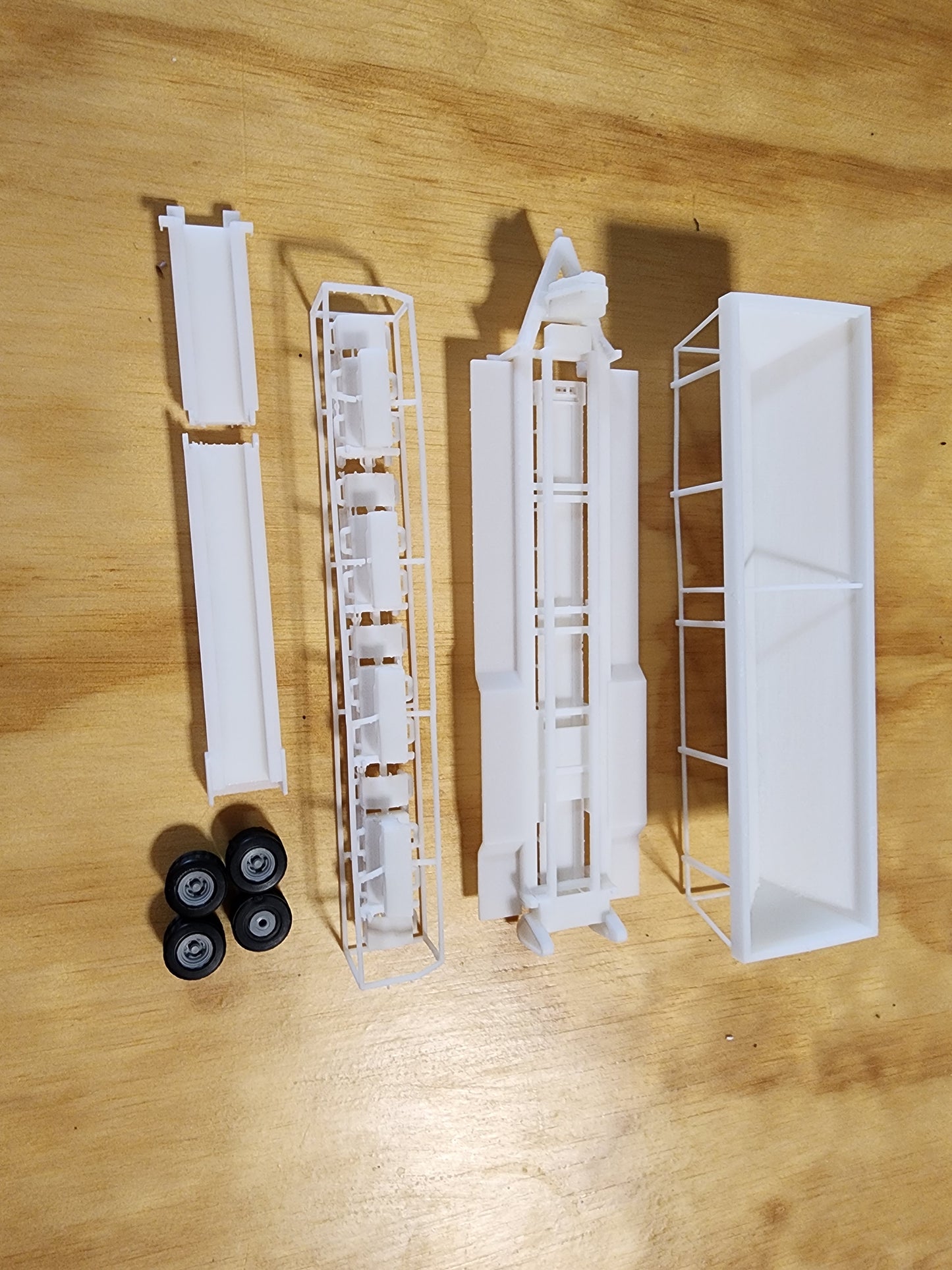 Grinder, 4 mill high moisture corn grinder