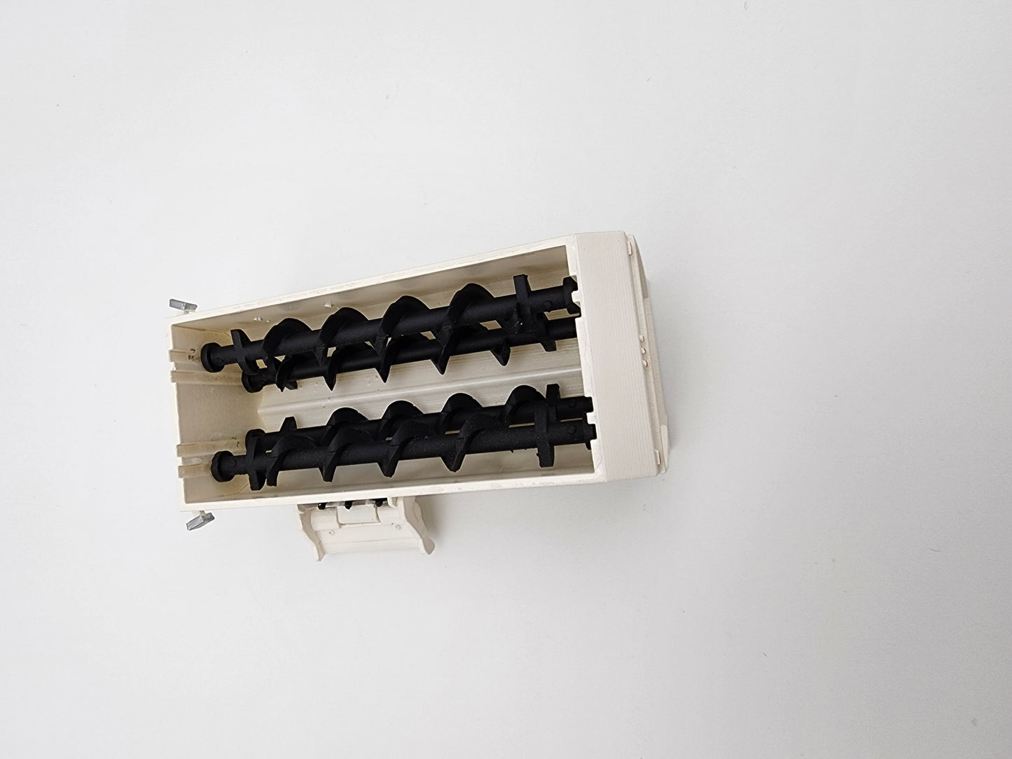 Feed box-small size, Harsh style